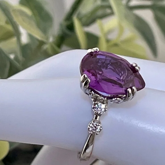 8ct Purple Sapphire silver ring 925 white sapphire accents size 6.5 - Picture 6 of 17